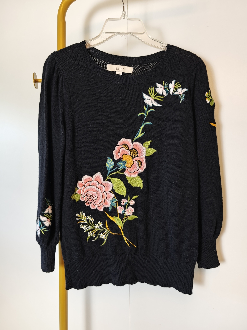 Dark Romantic Floral Embroidered LOFT Black Crewneck Sweater Size XS